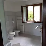 Casa San Primo, Zelbio, Di